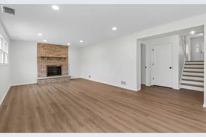 13910 Green Valley Drive, Orland Park, IL 60467 - Photo 9