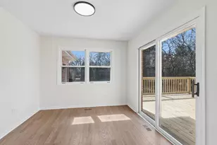 13910 Green Valley Dr, Orland Park, IL 60467 - Photo 7