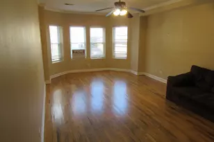 2251 W Rosemont Ave, Chicago, IL 60659 - Photo 3