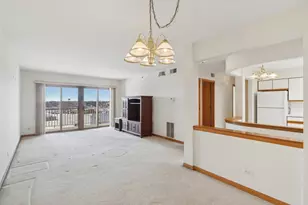 7450 N Waukegan Rd, Niles, IL 60714 - Photo 7