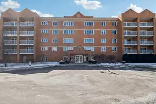 7450 N Waukegan Rd, Niles, IL 60714 - Photo 1