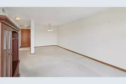 7450 N Waukegan Road #505, Niles, IL 60714 - Photo 9