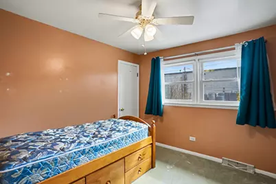 9835 Rutherford Avenue, Oak Lawn, IL 60453 - Photo 13