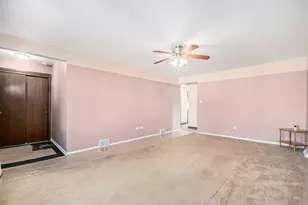 9835 Rutherford Ave, Oak Lawn, IL 60453 - Photo 3