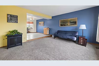 1278 Regent Drive, Mundelein, IL 60060 - Photo 7