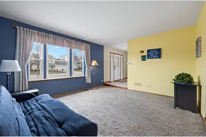 1278 Regent Drive, Mundelein, IL 60060 - Photo 9