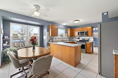 1278 Regent Drive, Mundelein, IL 60060 - Photo 15