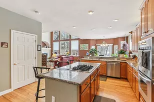 1274 Gullane Ct, Lake Geneva, WI 53147 - Photo 11