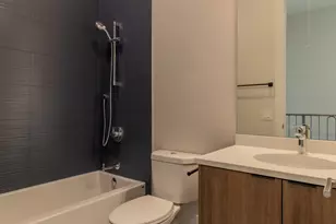 6747 S Langley Ave, Chicago, IL 60637 - Photo 7