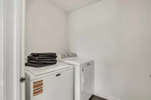 4832 Yates Dr, Racine, WI 53403 - Photo 19