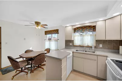 10336 S Pulaski Road #202, Oak Lawn, IL 60453 - Photo 11