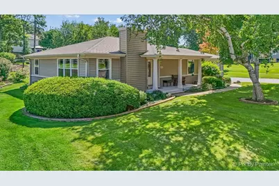 418 Lake Shore Boulevard, Wauconda, IL 60084 - Photo 5