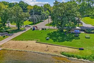 418 Lake Shore Blvd, Wauconda, IL 60084 - Photo 53