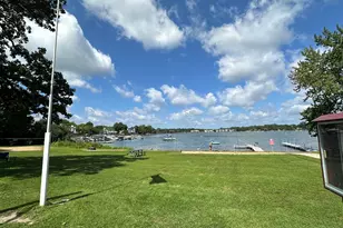 418 Lake Shore Blvd, Wauconda, IL 60084 - Photo 61