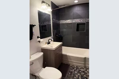 1413 W Plainfield Road, La Grange Highlands, IL 60525 - Photo 9