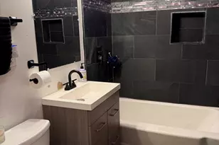 1413 W Plainfield Rd, La Grange Highlands, IL 60525 - Photo 9