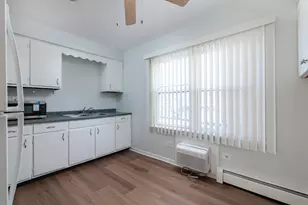 5457 W Edmunds St, Chicago, IL 60630 - Photo 11