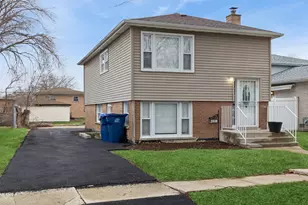 2808 W 140th Pl, Blue Island, IL 60406 - Photo 19