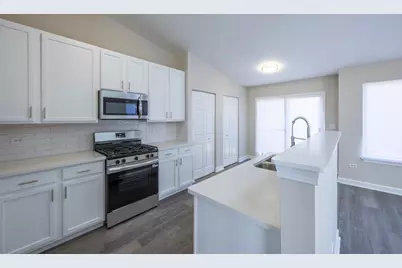 1882 Blossom Ridge Drive, Bolingbrook, IL 60490 - Photo 9