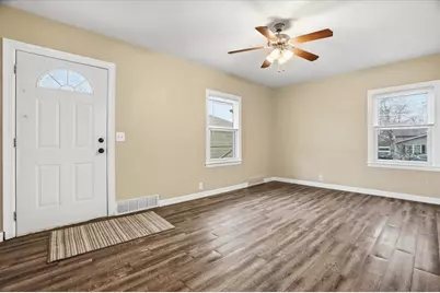 35669 Benjamin Avenue, Ingleside, IL 60041 - Photo 5