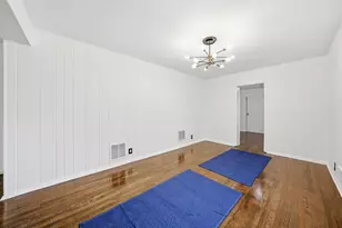 5039 W 64th Pl, Chicago, IL 60638 - Photo 11