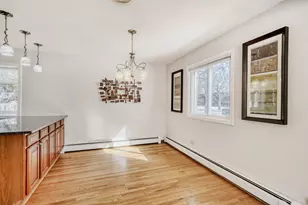 204 W Clarendon St, Arlington Heights, IL 60004 - Photo 7