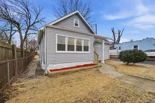 408 N Hebbard St, Joliet, IL 60432 - Photo 3