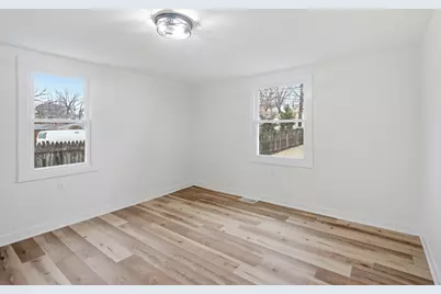 408 N Hebbard Street, Joliet, IL 60432 - Photo 17