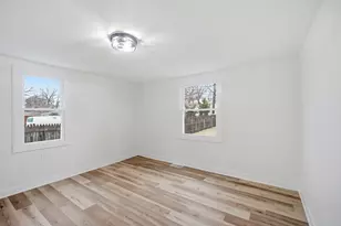 408 N Hebbard St, Joliet, IL 60432 - Photo 17