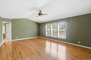 715 Blue Ridge Dr, Streamwood, IL 60107 - Photo 13