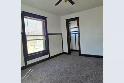 1173 W Pleasant Street, Freeport, IL 61032 - Photo 13