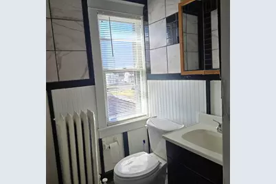 1173 W Pleasant Street, Freeport, IL 61032 - Photo 15