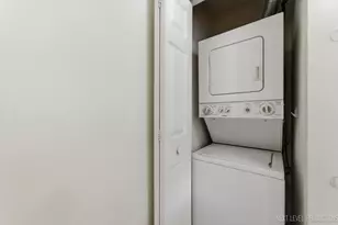 147 Hunt Club Dr, Saint Charles, IL 60174 - Photo 21