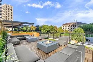 2020 N Lincoln Park W, Chicago, IL 60614 - Photo 9