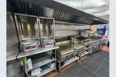 6045 N Cicero Avenue, Chicago, IL 60646 - Photo 5