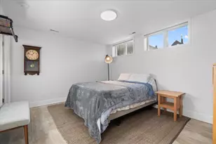 1733 N Troy St, Chicago, IL 60647 - Photo 33