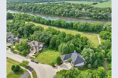 203 Windham Circle, Yorkville, IL 60560 - Photo 3