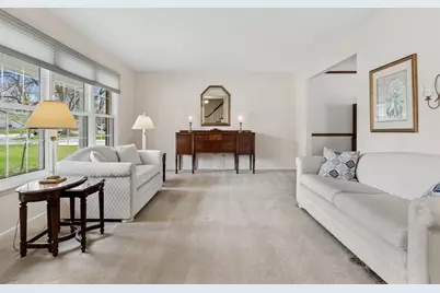 1549 Chippewa Drive, Naperville, IL 60563 - Photo 3