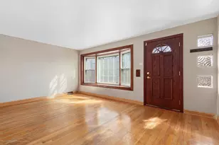 4846 S Luna Ave, Chicago, IL 60638 - Photo 5