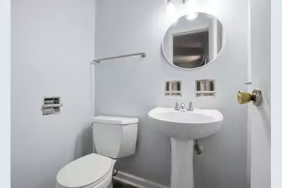 9224 Melvina Avenue, Oak Lawn, IL 60453 - Photo 11