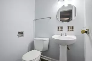 9224 Melvina Ave, Oak Lawn, IL 60453 - Photo 11