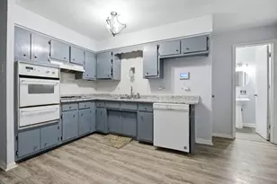 9224 Melvina Ave, Oak Lawn, IL 60453 - Photo 7