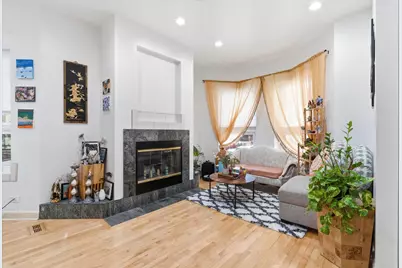 5739 N Winthrop Avenue #1, Chicago, IL 60660 - Photo 5