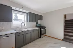 12226 S Racine Ave, Chicago, IL 60643 - Photo 9