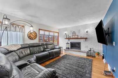 2409 40th Street, Rock Island, IL 61201 - Photo 3