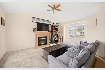 678 S Elizabeth Street, Maple Park, IL 60151 - Photo 3