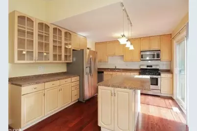 4411 Bayside Circle, Hoffman Estates, IL 60192 - Photo 3