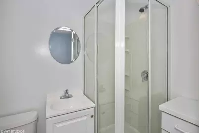 4411 Bayside Circle, Hoffman Estates, IL 60192 - Photo 9