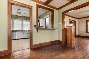 212 N Gardiner Ave, Rockford, IL 61107 - Photo 5