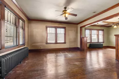 212 N Gardiner Avenue, Rockford, IL 61107 - Photo 3